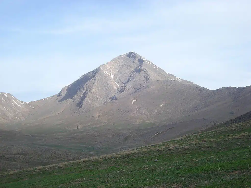 قله دالانکوه